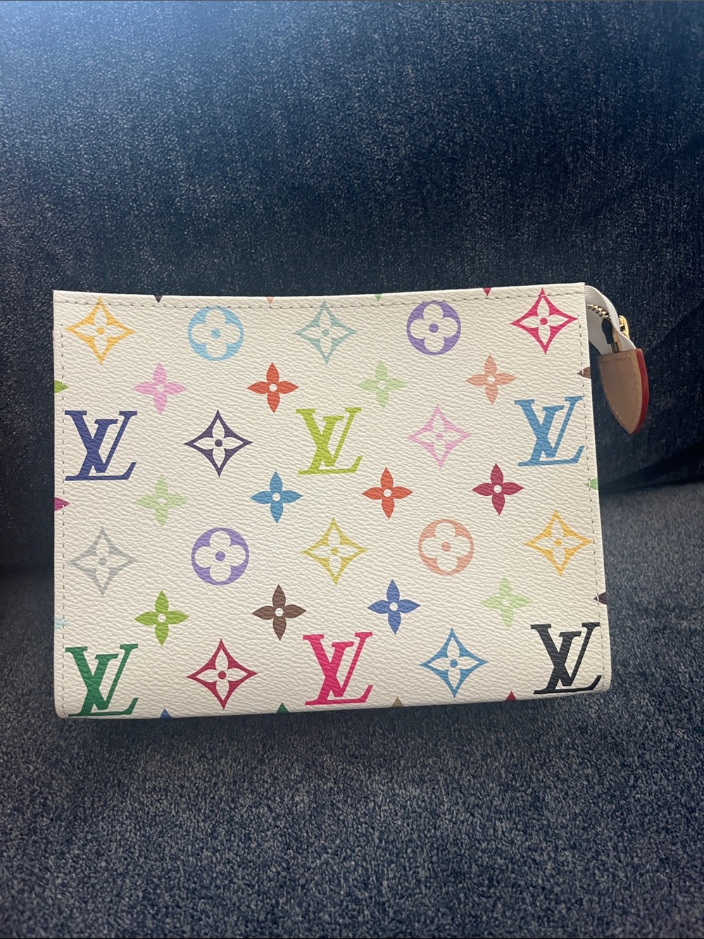 LV x TM Toiletry Pouch 19